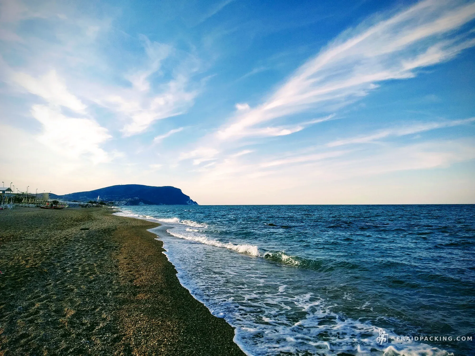 Marche divide — photo 17