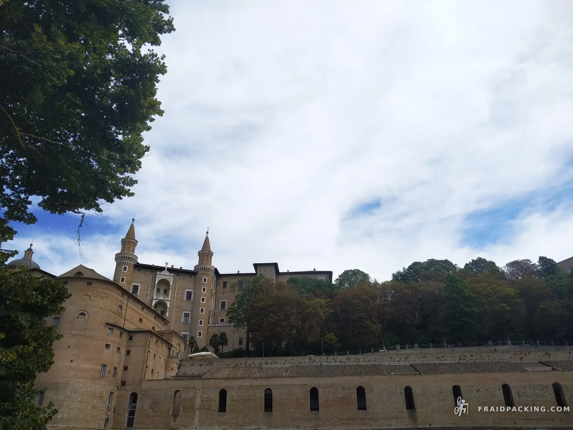 Marche divide — photo 19